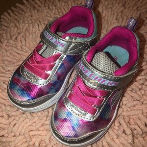 Dance n glow sketchers tennis shoes (light ups!)